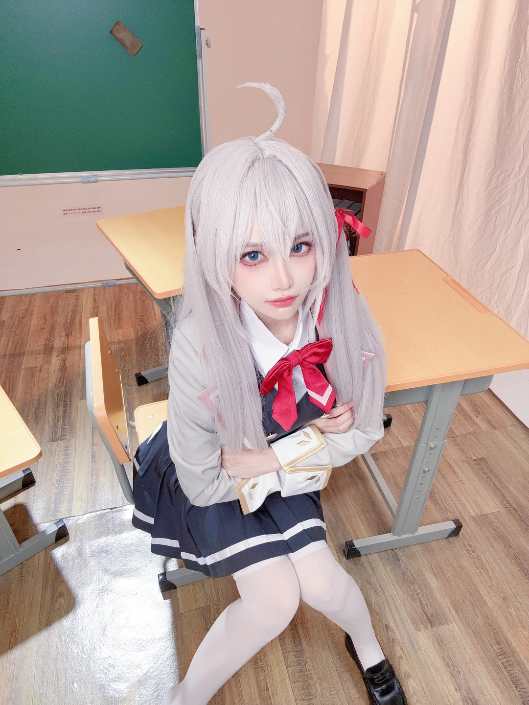 Shika小鹿鹿 - 艾莉同学 [38P-357MB] tg@simisebaisi 【丝足阁】029.webp